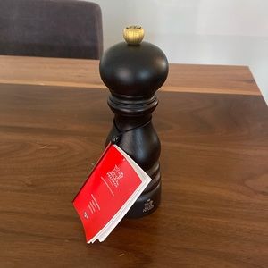 Brand New Peugeot Paris 8.75" Chocolate Pepper Mill